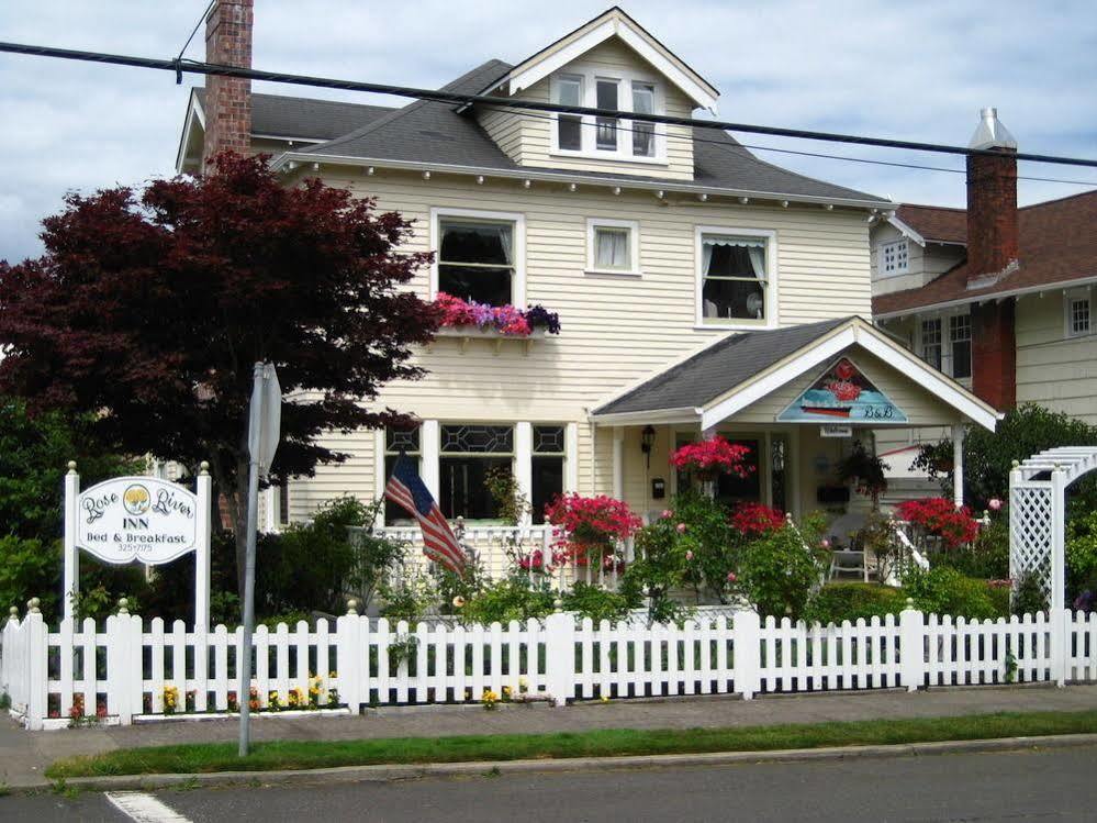 Rose River Inn B&B Astoria Exterior photo